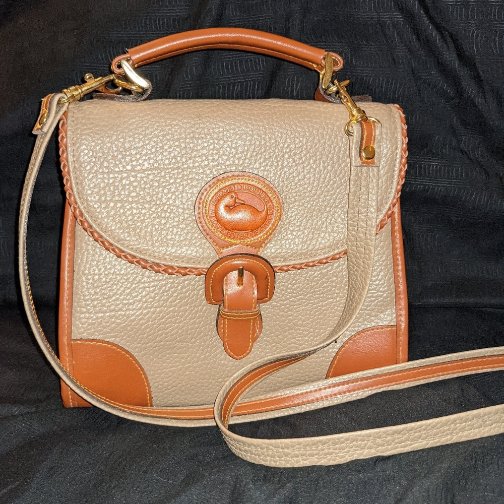 Dooney & Bourky Purse